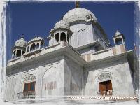 Gurudwara sri paonta sahib Main Buliding Picture 5.jpg is loading...